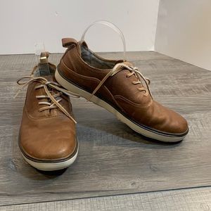 Merrell 'Around town' lace up leather shoes size 9